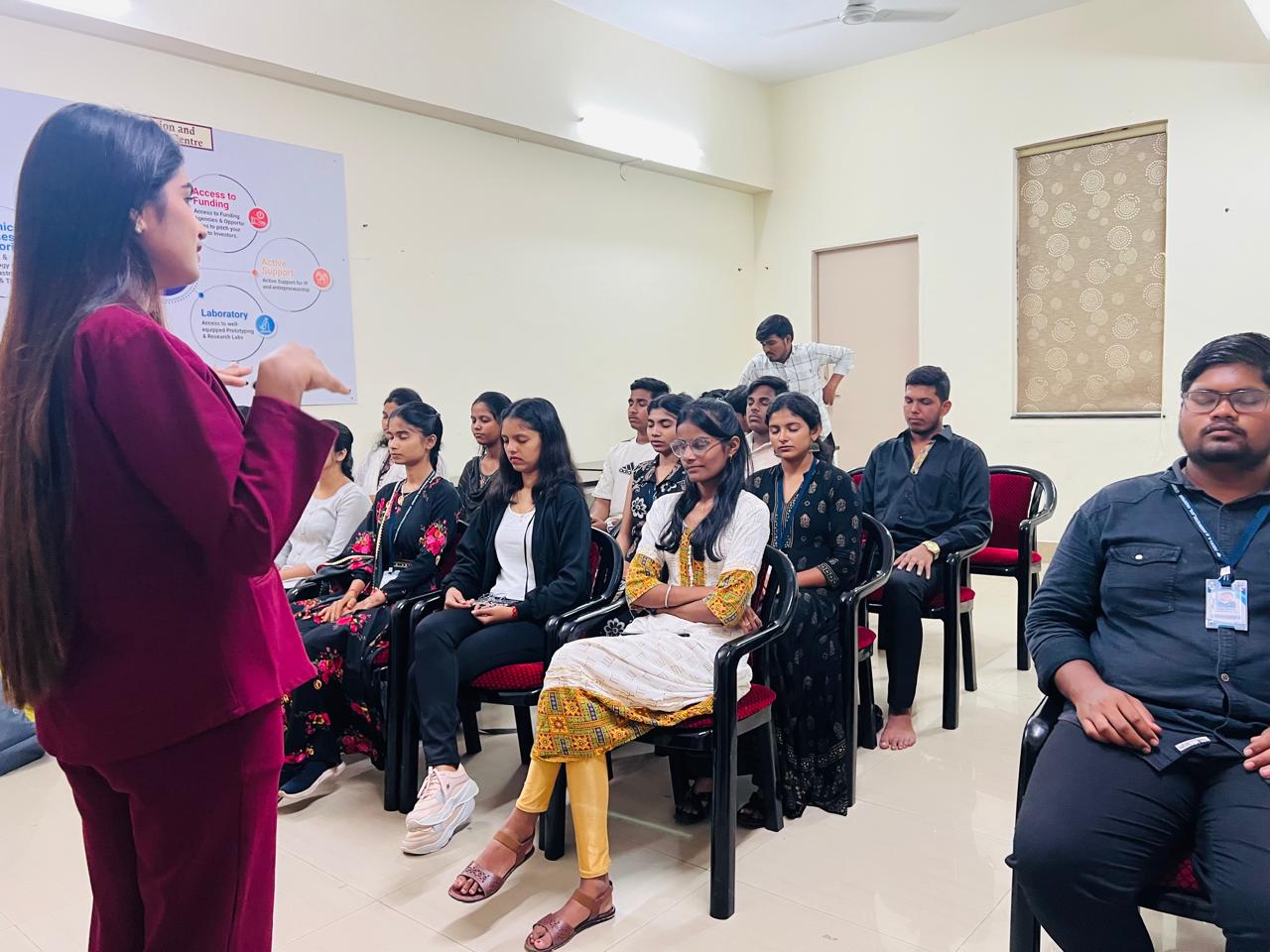 whatsapp image 2025 10 25 at 1.04.12 pm (1)